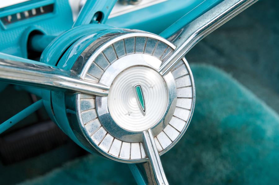 Детали интерьера Edsel Corsair Convertible 1959 года  (фото 32 из 82)